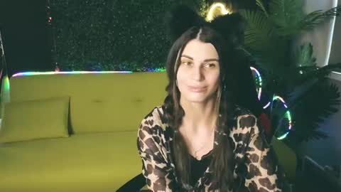 Emily online show from 03/02/25, 04:39