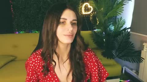 Emily online show from 03/06/25, 04:30