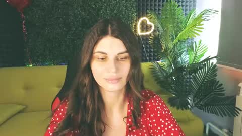 Emily online show from 03/06/25, 07:36