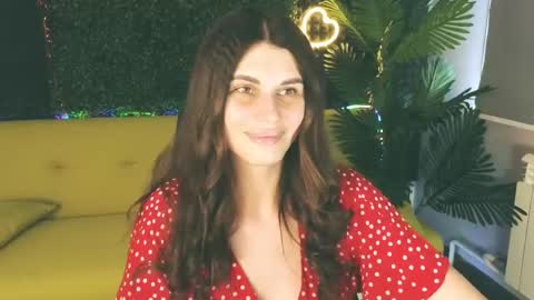 Emily online show from 03/06/25, 10:41