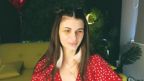 Emily online show from 03/09/25, 01:35