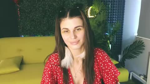 Emily online show from 03/09/25, 04:38