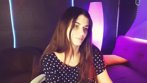 Emily online show from 10/06/25, 01:36