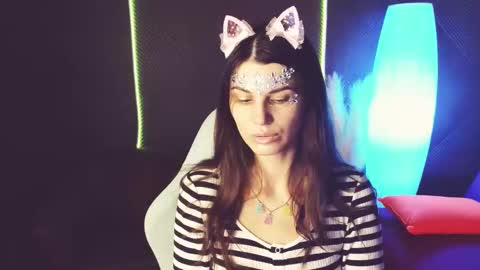 Emily online show from 10/10/25, 08:24