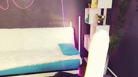 Emily online show from 10/11/25, 01:49