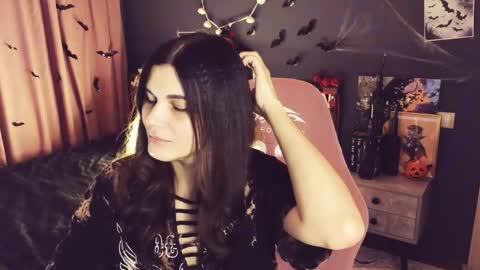 Emily online show from 10/21/25, 02:01