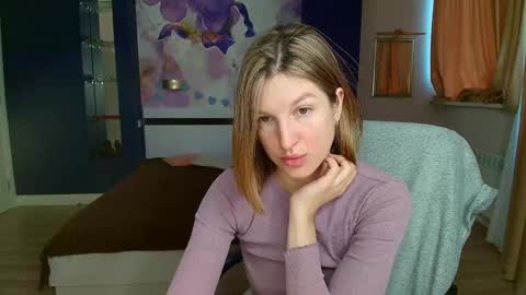 EmilyWalkers online show from 12/15/24, 06:51