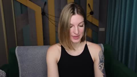 EmilyWalkers online show from 12/27/24, 08:02