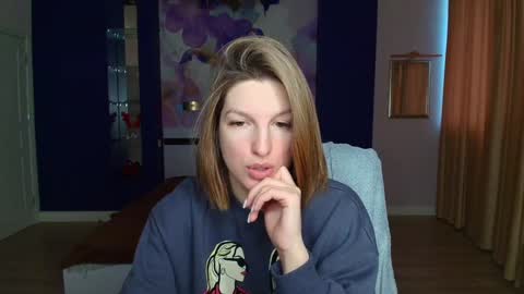 EmilyWalkers online show from 01/19/25, 07:15