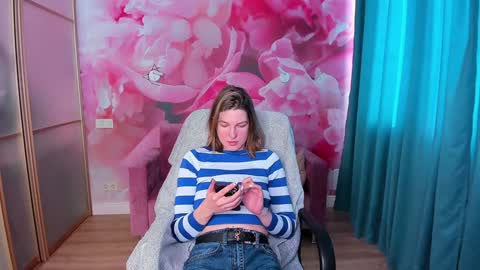 EmilyWalkers online show from 02/02/25, 07:30