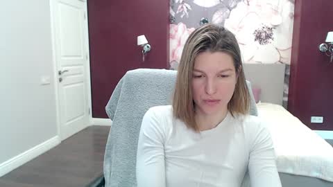 EmilyWalkers online show from 02/06/25, 07:56