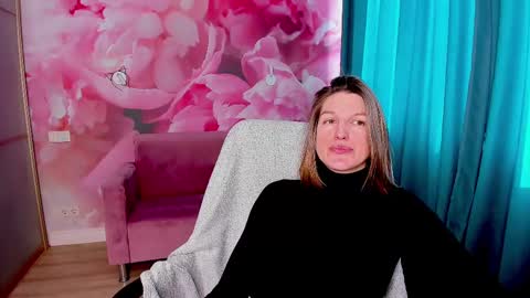 EmilyWalkers online show from 02/18/25, 07:54
