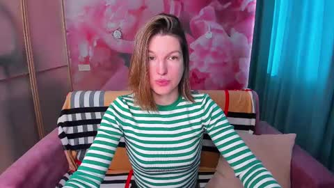 EmilyWalkers online show from 02/25/25, 07:52