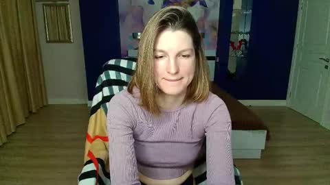 EmilyWalkers online show from 03/07/25, 07:05