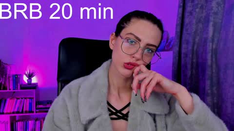 Emily online show from 12/25/24, 11:22