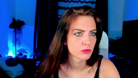Emily online show from 02/04/25, 09:17