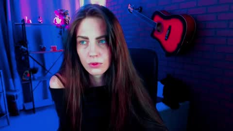 Emily online show from 02/06/25, 08:18