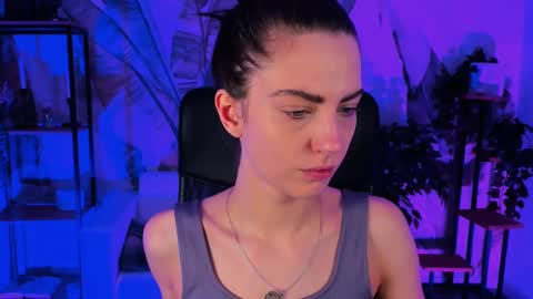 Emily online show from 02/09/25, 09:05
