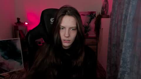 Emily online show from 09/12/25, 08:25