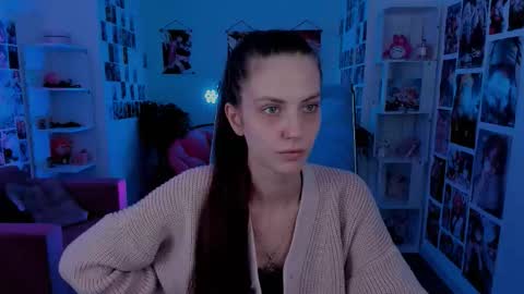 Emily online show from 09/22/25, 08:05