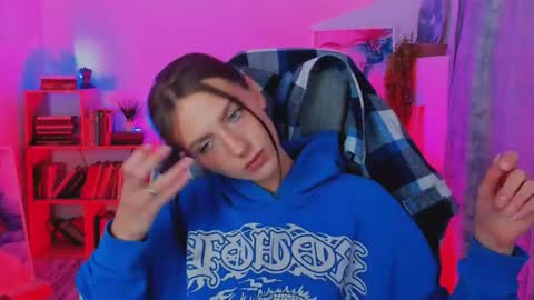 Emily online show from 10/02/25, 08:21