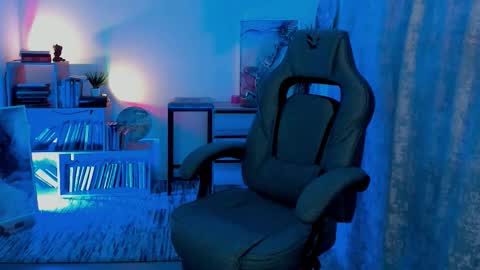 Emily online show from 10/15/25, 08:14