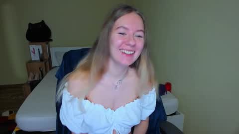 Emily online show from 02/12/25, 07:02