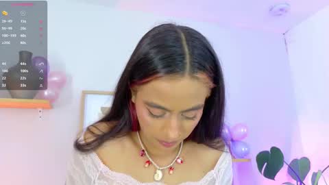 Snapshot of emilyy_bank chatting on 11/30/25, 06:56 Emily Bank online show from 11/30/25, 06:56