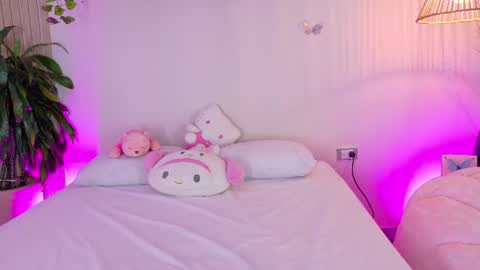 Emily Bank online show from 06/13/26, 04:38