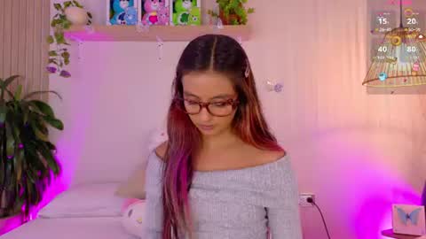 Emily Bank online show from 06/18/26, 03:29