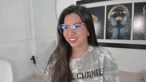 emilyy_cooperr online show from 10/02/25, 12:12