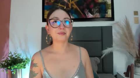 Emilyy Watson online show from 01/15/26, 09:29