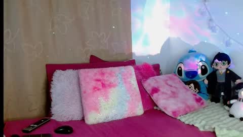 emilyzans07 online show from 03/09/25, 01:46