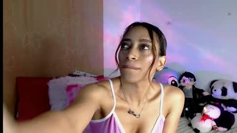 emilyzans07 online show from 03/11/25, 10:20