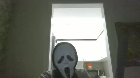 Snapshot of emin4ik chatting on 10/31/25, 10:44 Emin online show from 10/31/25, 10:44