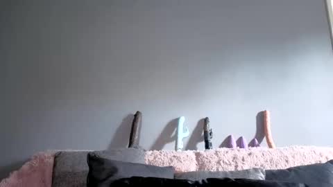 emliyjamesmjb online show from 09/18/25, 10:06