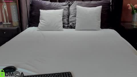 Snapshot of emm_quince chatting on 01/16/25, 10:44 Emm online show from 01/16/25, 10:44