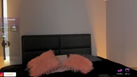 Emma Clark  online show from 07/10/26, 08:33