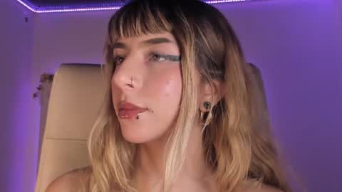 emma__js_ online show from 07/29/26, 03:26
