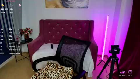 emma__rosss online show from 06/26/26, 02:05