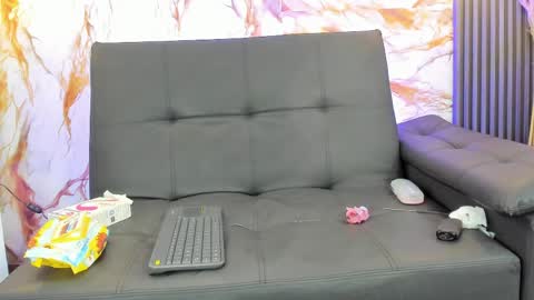 Snapshot of emma_angel_04 chatting on 05/12/26, 02:25 emma_angel_04 online show from 05/12/26, 02:25