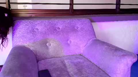 Snapshot of emma_angel_04 chatting on 06/12/26, 01:21 emma_angel_04 online show from 06/12/26, 01:21