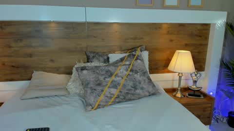 Snapshot of emma_bakker_ chatting on 01/25/25, 12:58 Emma online show from 01/25/25, 12:58