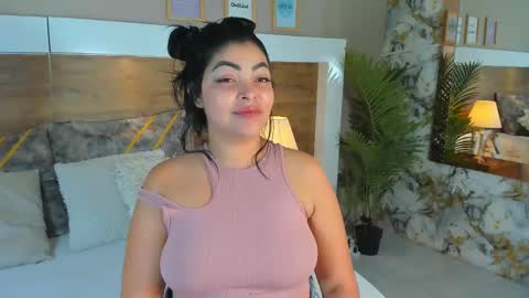 Snapshot of emma_bakker_ chatting on 02/22/25, 10:51 Emma online show from 02/22/25, 10:51