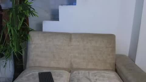 Snapshot of emma_blue_ chatting on 07/22/26, 06:05 Emma Blue modelo independiente online show from 07/22/26, 06:05
