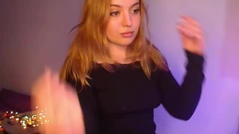 Emma and July online show from 06/30/26, 01:39