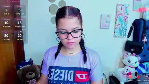 emma_boo_ online show from 11/18/25, 04:55