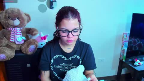 emma_boo_ online show from 04/24/26, 03:36