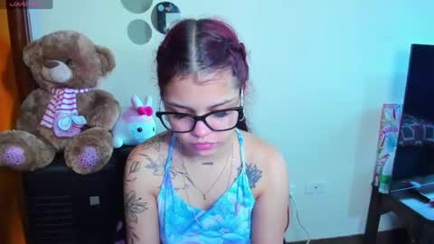 emma_boo_ online show from 05/02/26, 01:38