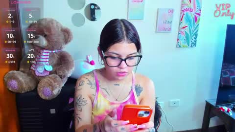 emma_boo_ online show from 05/20/26, 03:07